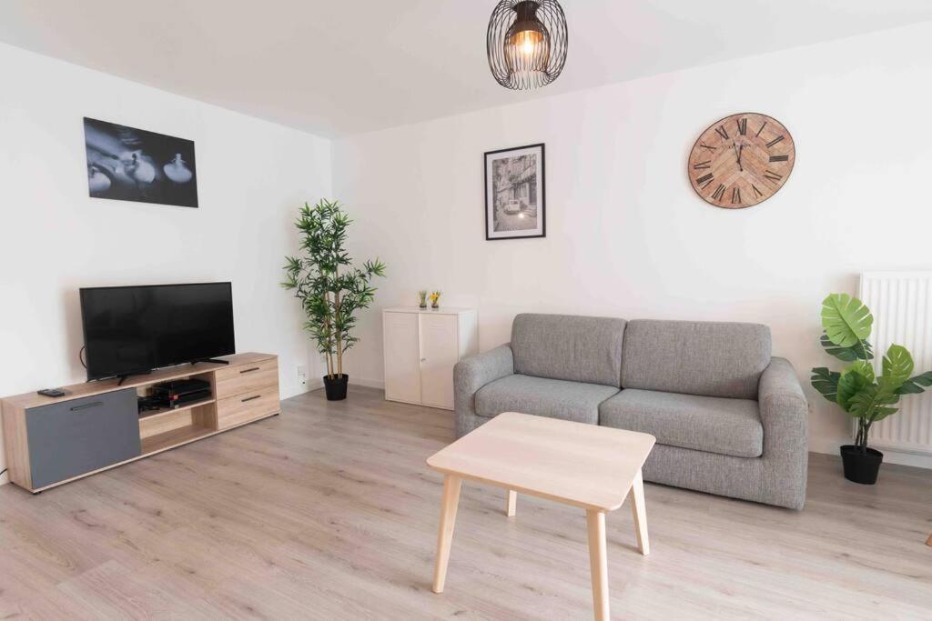 Le Douillet-T2-55M2-10Min Disney Бюсси-Сен-Жорж Экстерьер фото