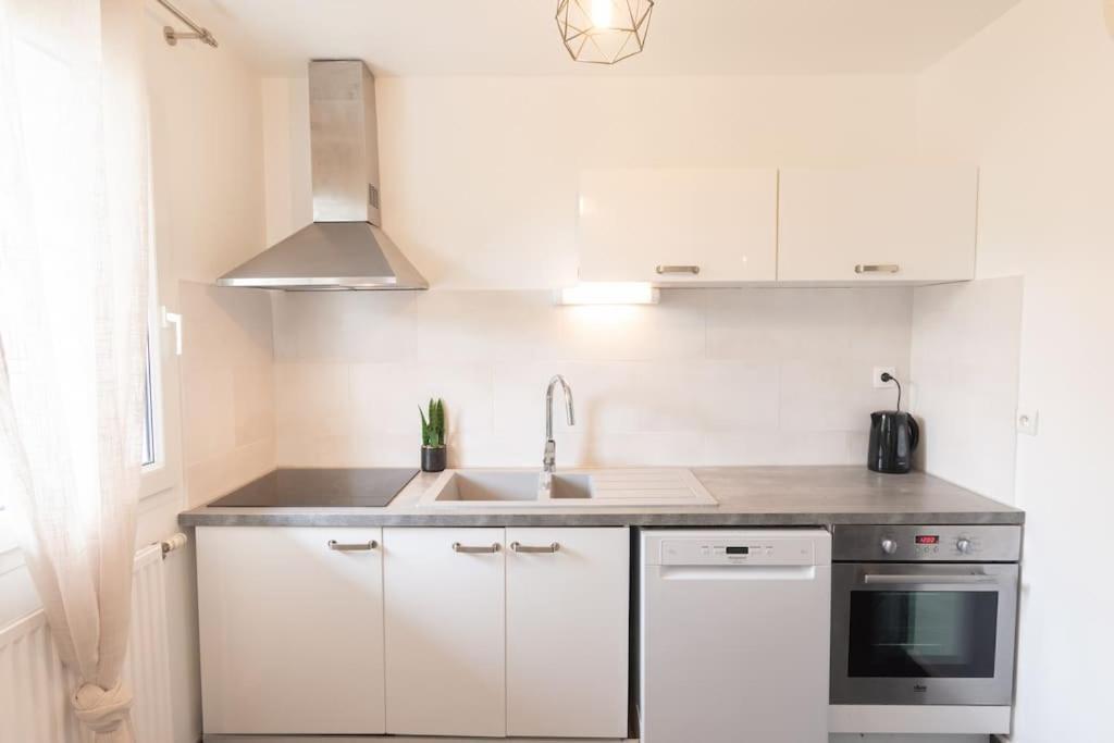 Le Douillet-T2-55M2-10Min Disney Бюсси-Сен-Жорж Экстерьер фото